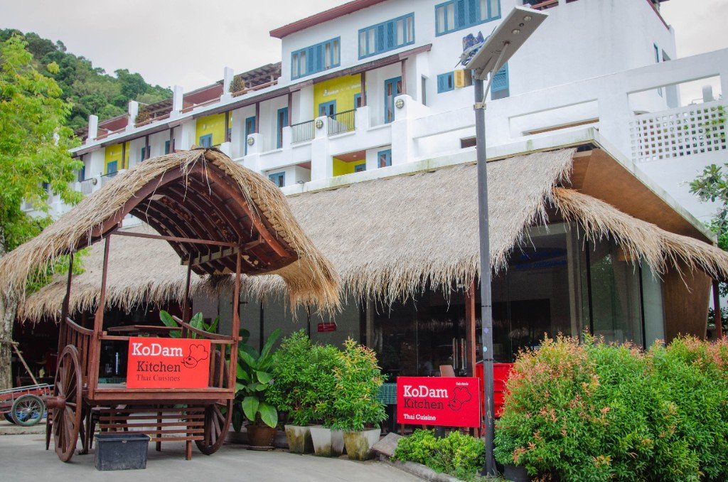 KoDam Kitchen Branch 1 entrance with traditional cart